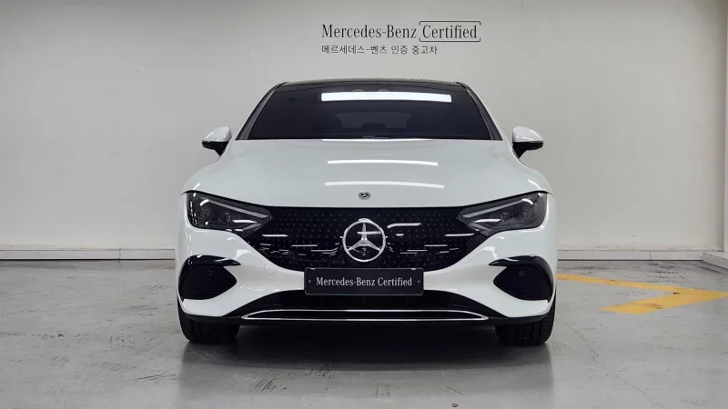 Mercedes-Benz EQE