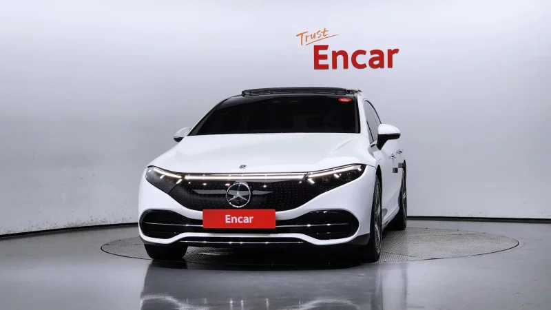 Mercedes-Benz EQS