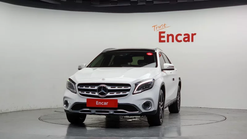 Mercedes-Benz GLA-Class