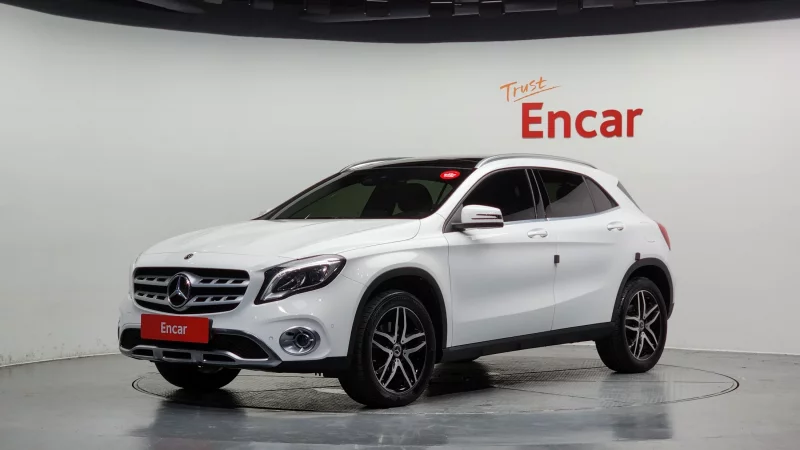 Mercedes-Benz GLA-Class