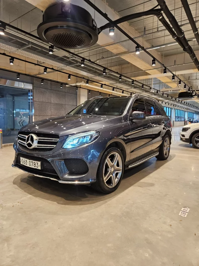 Mercedes-Benz GLE-Class