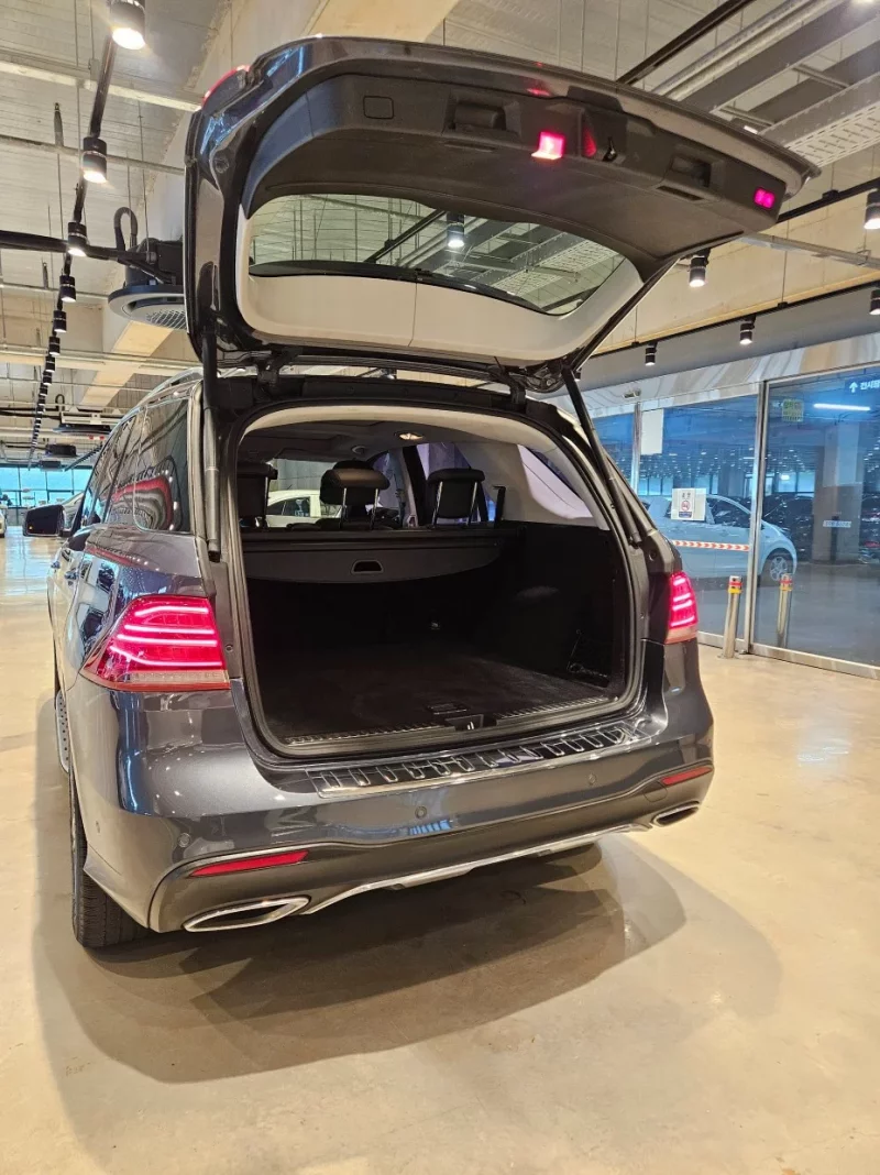 Mercedes-Benz GLE-Class