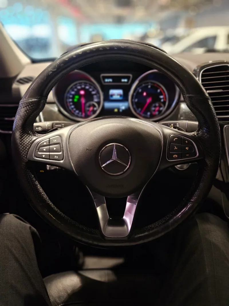 Mercedes-Benz GLE-Class