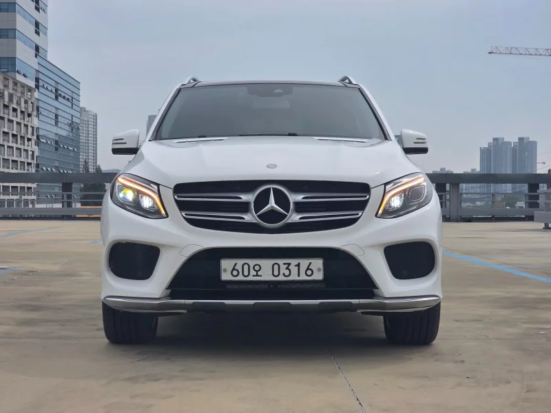 Mercedes-Benz GLE-Class