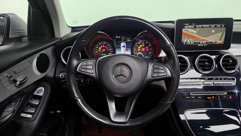 Mercedes-Benz GLC-Class