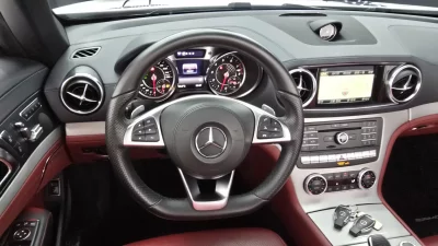 Mercedes-Benz SL-Class