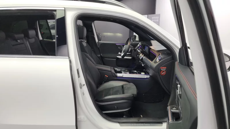 Mercedes-Benz GLB-Class