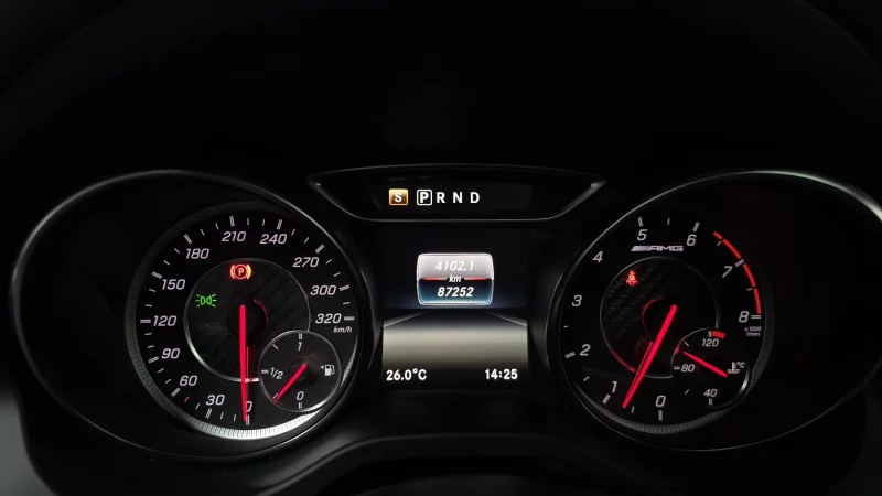 Mercedes-Benz GLA-Class