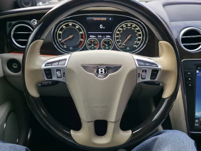 Bentley Flying Spur