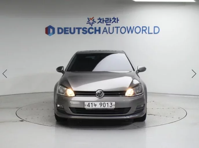 Volkswagen GOLF