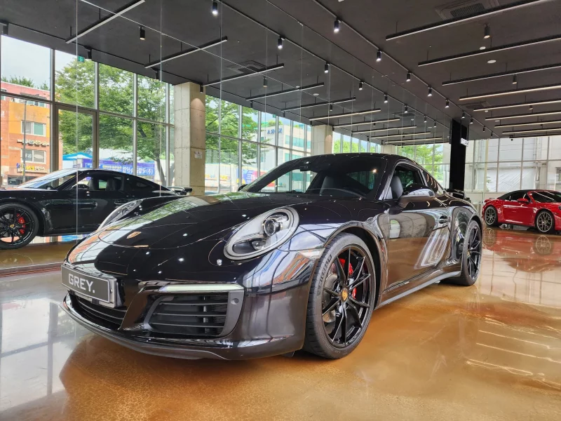 Porsche 911