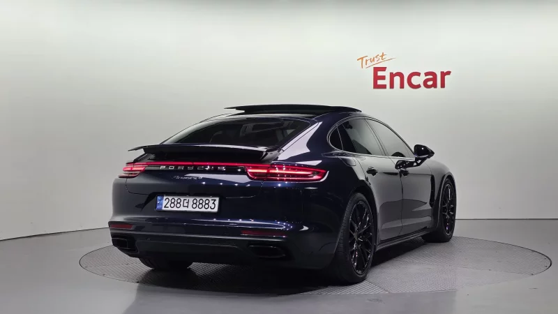 Porsche PANAMERA