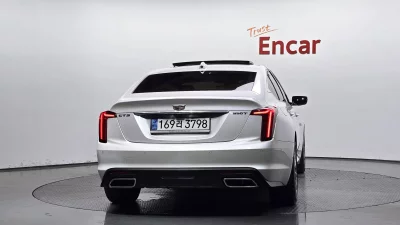 Cadillac CT5