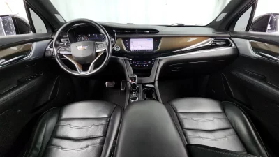 Cadillac XT6