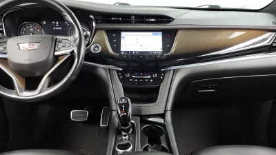 Cadillac XT6