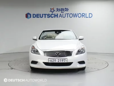 Infiniti Q60