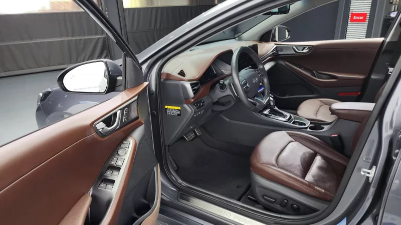 Hyundai Ioniq
