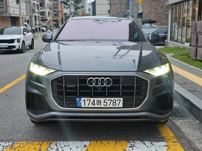 Audi Q8