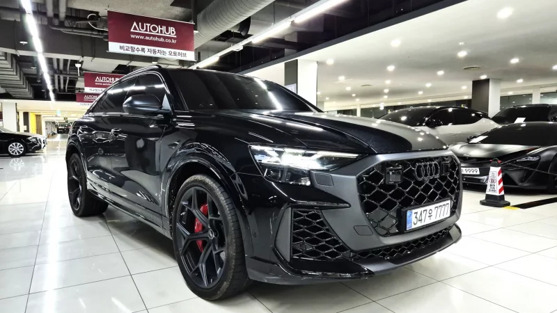 Audi RSQ8