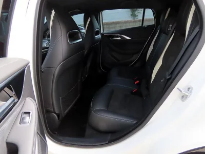 Infiniti Q30