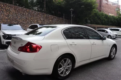 Infiniti G