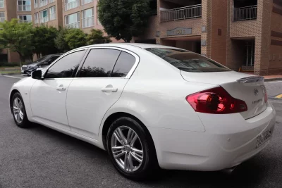 Infiniti G