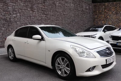 Infiniti G