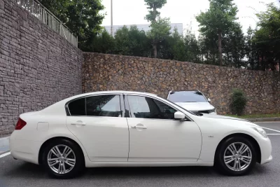 Infiniti G