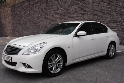 Infiniti G