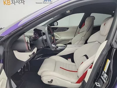 Ferrari Purosangue