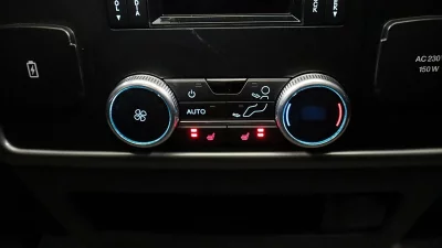 Ford EXPEDITION