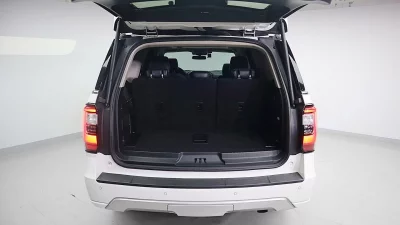 Ford EXPEDITION