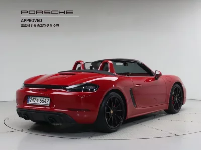 Porsche 718