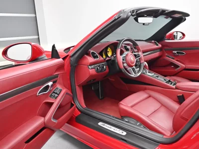 Porsche 718