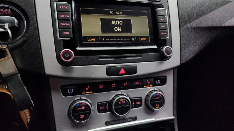 Volkswagen PASSAT CC