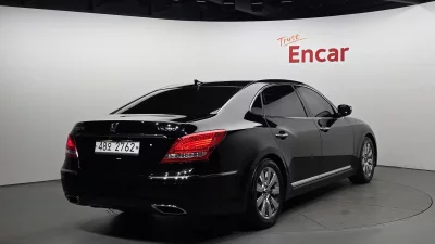 Hyundai Equus