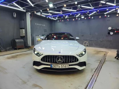 Mercedes-Benz SL-Class