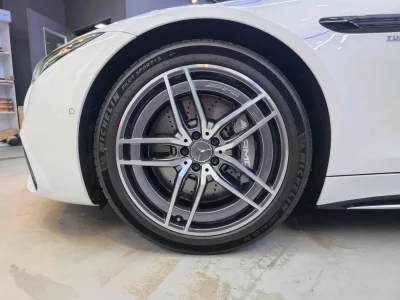 Mercedes-Benz SL-Class