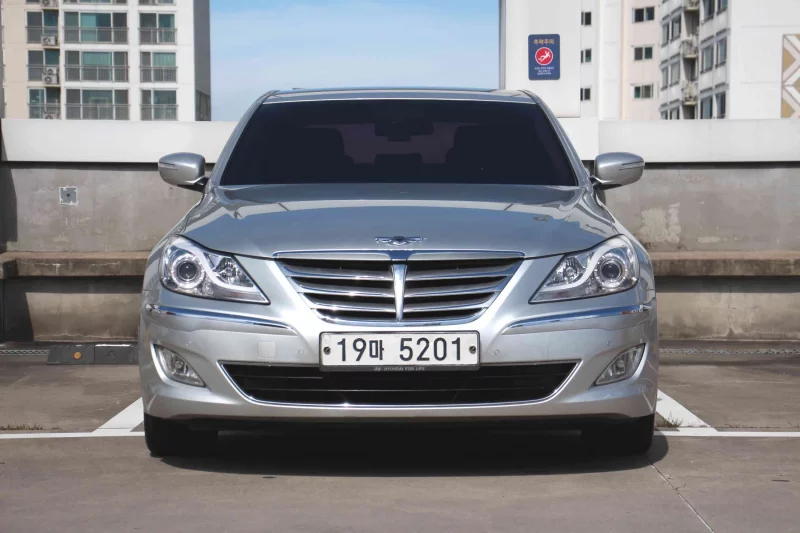 Hyundai Genesis