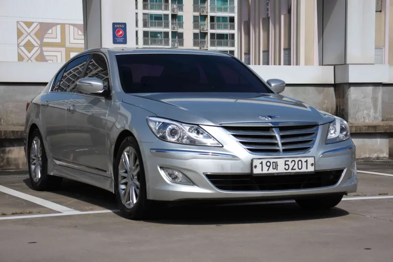 Hyundai Genesis