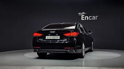 Hyundai Genesis