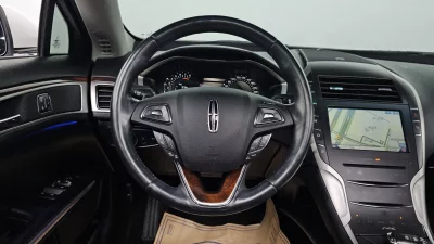 Lincoln MKZ