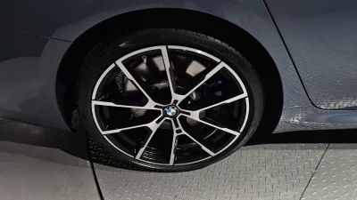 BMW 8-Series