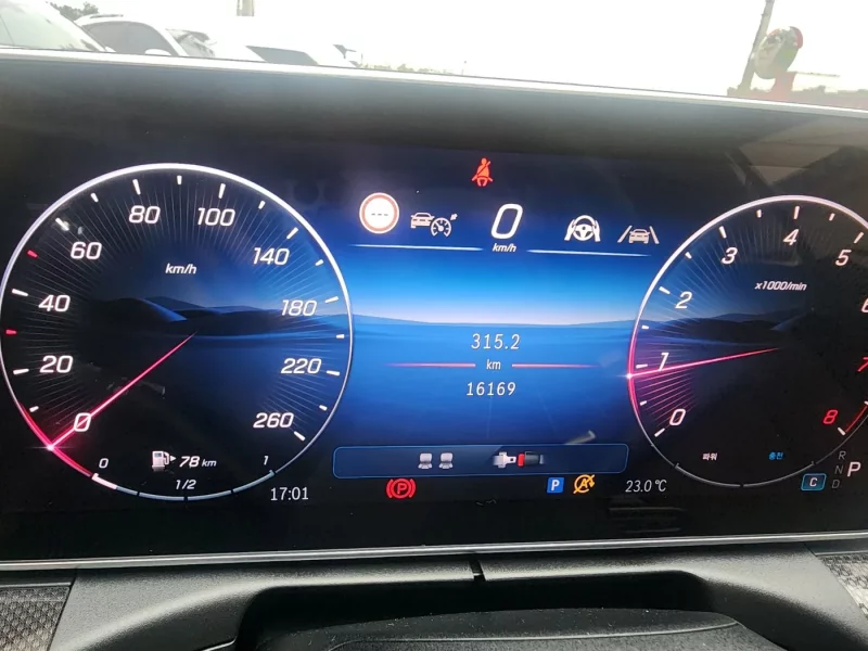 Mercedes-Benz CLE-Class