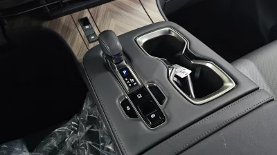 Lexus LM
