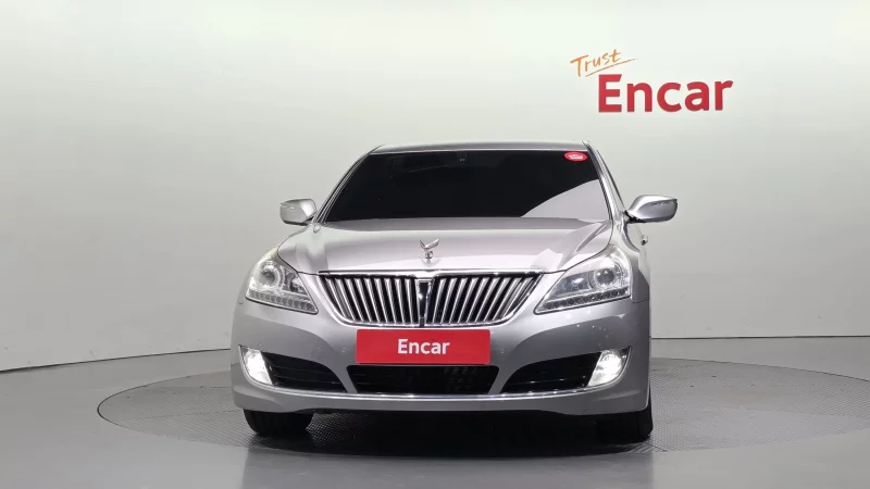 Hyundai Equus