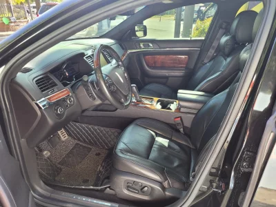 Lincoln MKS