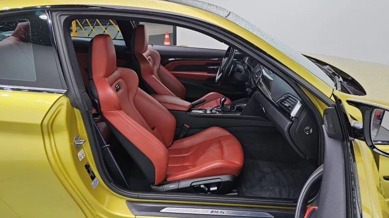 BMW M4