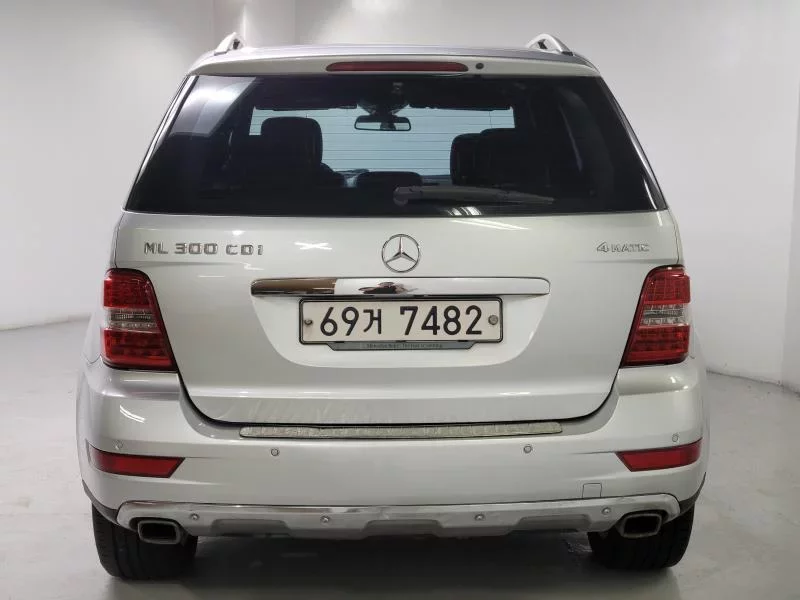 Mercedes-Benz M-class