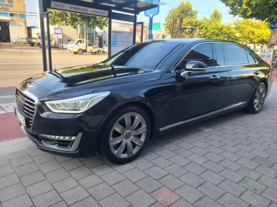 Genesis EQ900